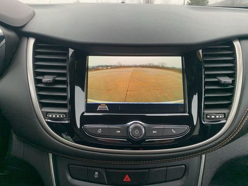 Used 2018 Chevrolet Trax LT image 22