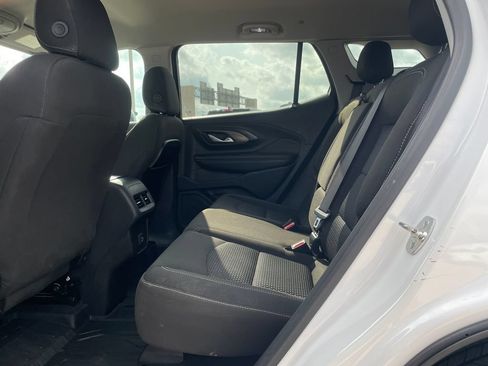 Used 2024 GMC Terrain SLE w/ LPO, Floor Liner Package FWD image 24