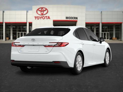 New 2026 Toyota Camry LE image 9