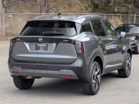 New 2026 Nissan Kicks SV image 5