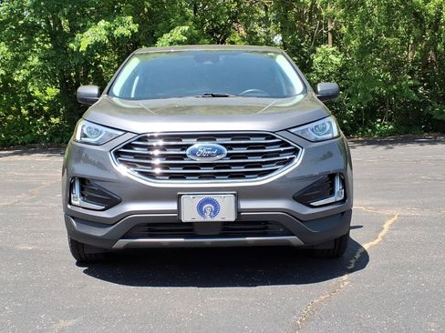 Certified 2022 Ford Edge SEL w/ Convenience Package AWD/4WD image 2