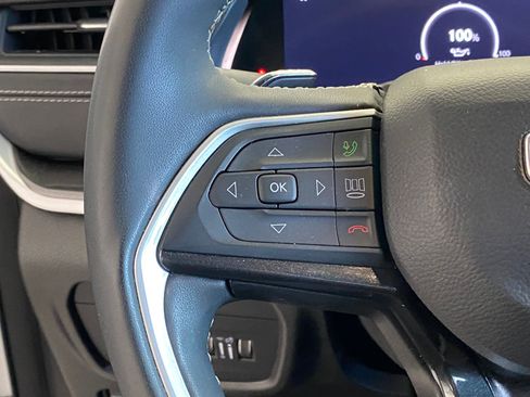 Used 2023 Jeep Grand Cherokee Altitude image 17