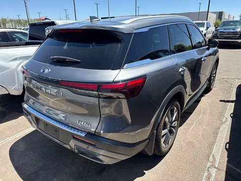 Used 2022 INFINITI QX60 Luxe w/ Cargo Package FWD image 3