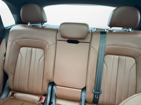 Used 2019 Audi Q5 2.0T Premium Plus w/ Premium Plus Package image 12