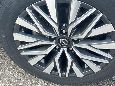 Certified 2024 Nissan Altima 2.5 SV w/ SV Premium Package image 9