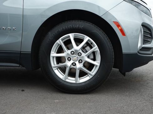 Used 2024 Chevrolet Equinox LT FWD image 5