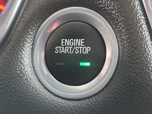 Certified 2023 Chevrolet Traverse High Country FWD image 12