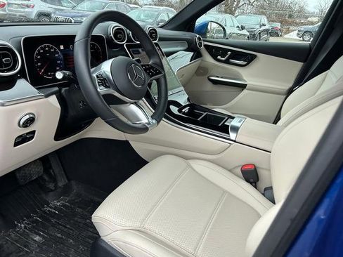 Used 2024 Mercedes-Benz GLC 300 4MATIC image 10