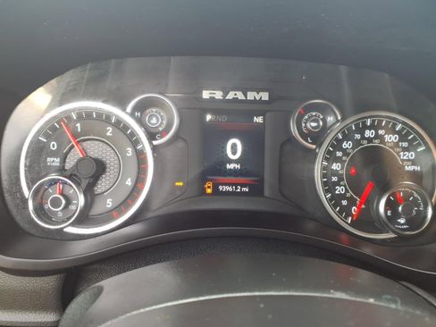 Used 2023 RAM 3500 Tradesman image 10