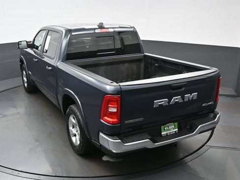 Used 2025 RAM 1500 Big Horn AWD/4WD image 38
