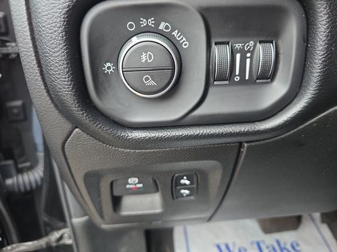 Used 2019 RAM 1500 Big Horn image 21