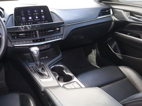 Used 2024 Cadillac CT4 Luxury image 16