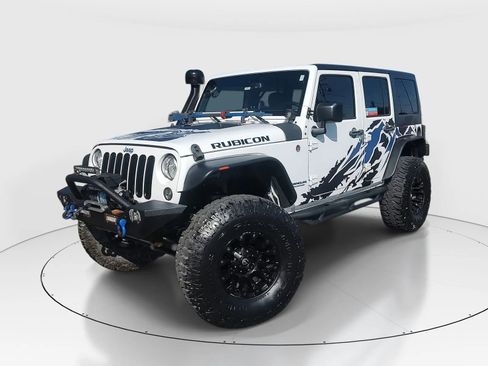 Used 2017 Jeep Wrangler Unlimited Rubicon w/ Connectivity Group image 1