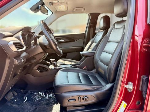 Used 2021 Chevrolet TrailBlazer LT w/ Premium Seating Package AWD/4WD image 6