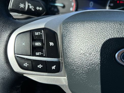 Certified 2023 Ford Explorer XLT image 25