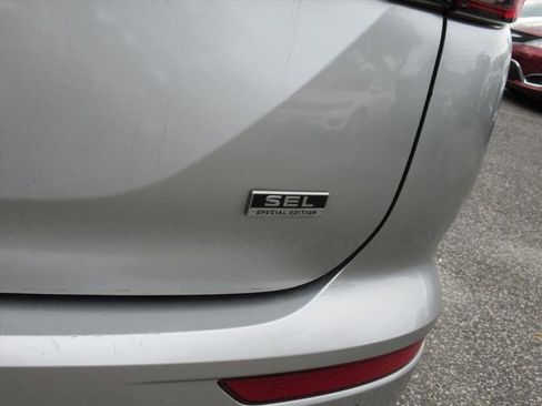 Used 2022 Mitsubishi Outlander SEL image 8