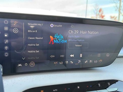 New 2026 Buick Enclave Avenir w/ Super Cruise Package image 5