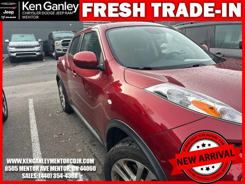 Used 2011 Nissan Juke SV image 12