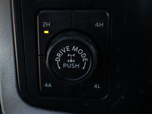 Used 2022 Ford F150 Limited image 46