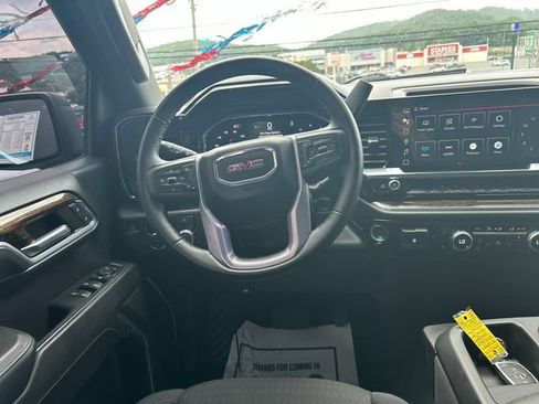 Used 2024 GMC Sierra 1500 Elevation w/ X31 Off-Road Package AWD/4WD image 17