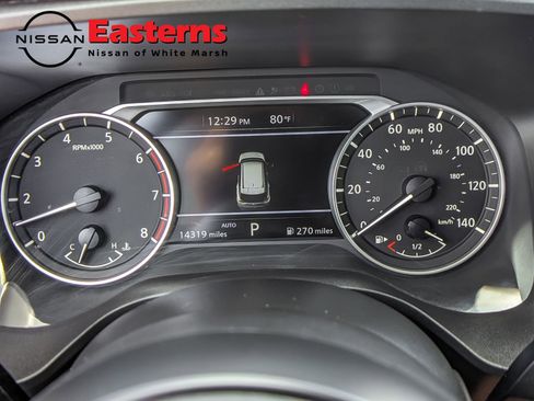 Used 2023 Nissan Rogue S image 35