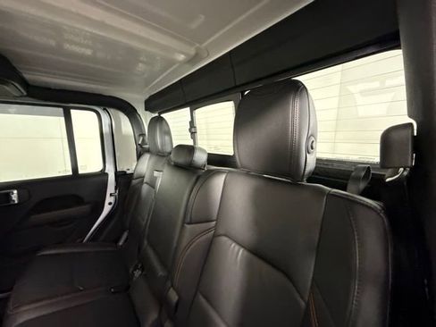 Used 2021 Jeep Gladiator Mojave image 30