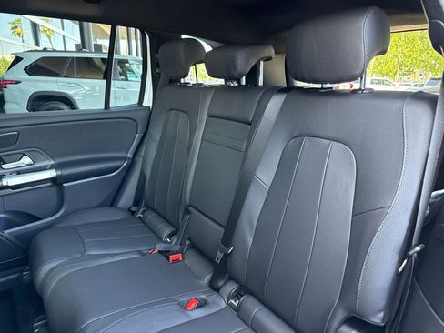 New 2026 Mercedes-Benz GLB 250 image 14