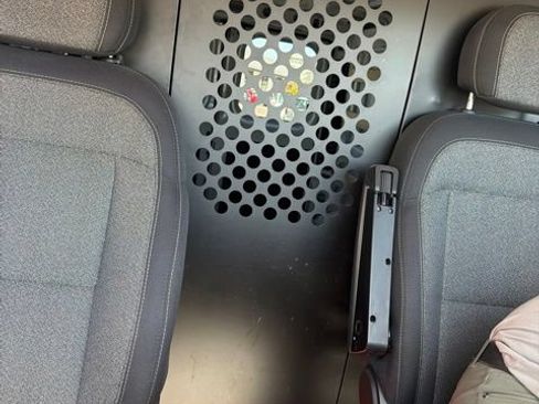 Used 2025 RAM ProMaster 2500 w/ U-Haul Equipment Group FWD image 11