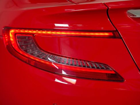 Used 2014 Aston Martin Vanquish Volante RWD image 21