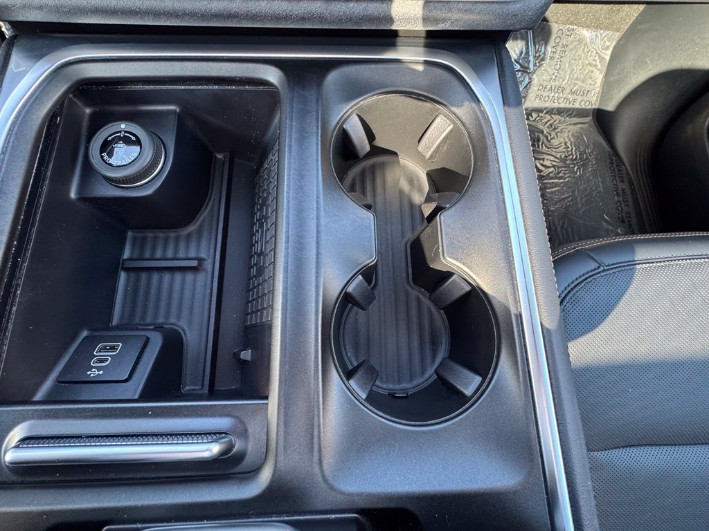 Used 2025 Ford Expedition Tremor AWD/4WD image 28