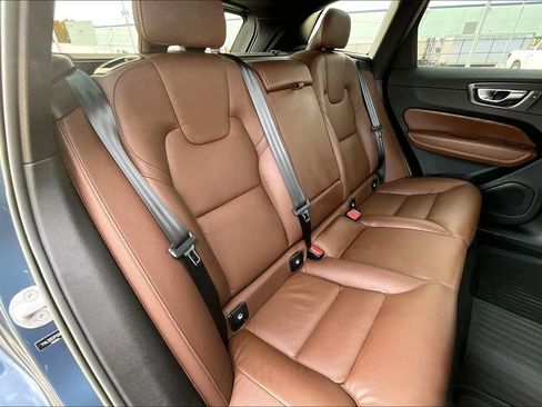 Used 2023 Volvo XC60 B5 Plus w/ Protection Package Premier image 35