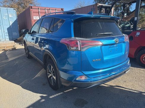 Used 2017 Toyota RAV4 XLE image 4