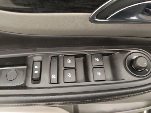 Used 2013 Buick Encore Premium image 27