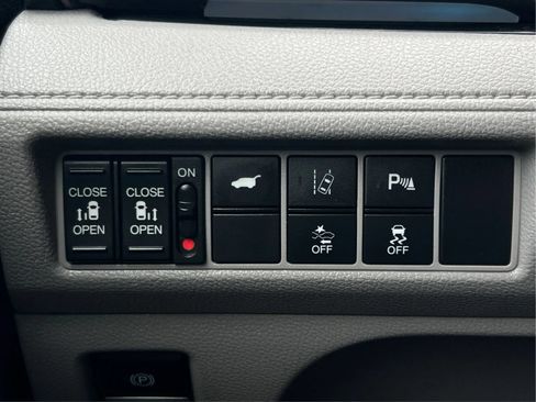 Used 2020 Honda Odyssey Elite image 24