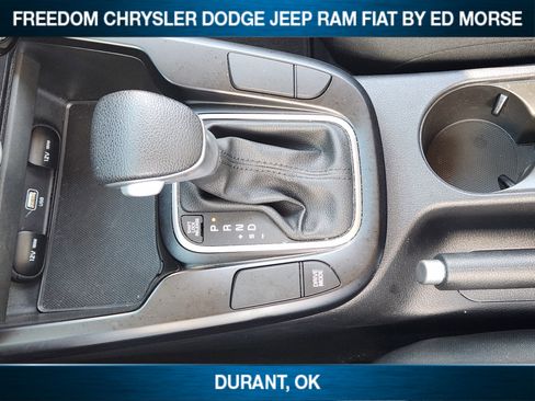 Used 2025 Kia Soul LX w/ LX Technology Package image 16