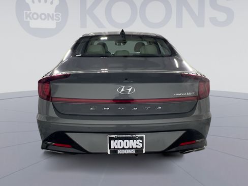 Used 2023 Hyundai Sonata Limited w/ Preferred Accessory Package image 5