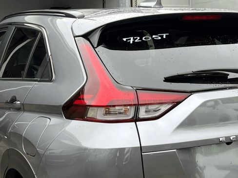 Used 2024 Mitsubishi Eclipse Cross LE AWD/4WD image 10