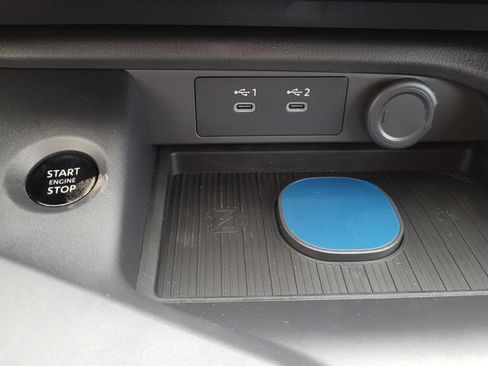 New 2027 Nissan Sentra SR w/ Floor Mat Package FWD image 22