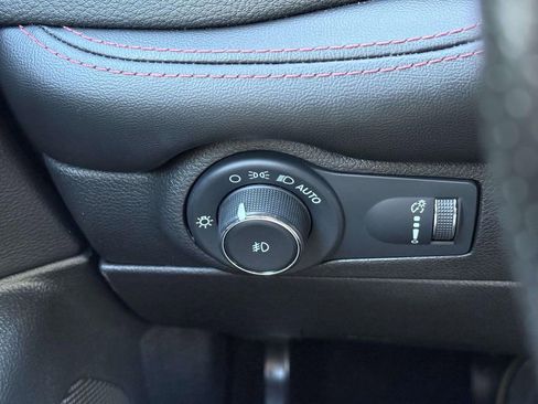 Used 2022 Dodge Durango R/T w/ Trailer Tow Group IV image 23