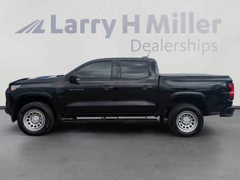 Used 2024 Chevrolet Colorado W/T w/ Advanced Trailering Package RWD image 2