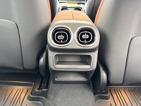 New 2026 Mercedes-Benz GLC 43 AMG GLC 43 AMG image 23
