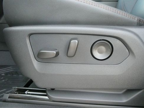 New 2026 GMC Sierra 1500 AT4 w/ AT4 Premium Package image 29