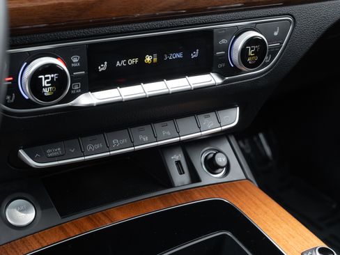 Certified 2023 Audi Q5 2.0T Prestige w/ Prestige Package image 15