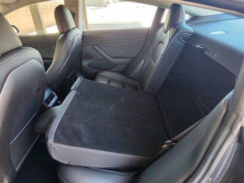 Used 2018 Tesla Model 3 Long Range RWD image 71
