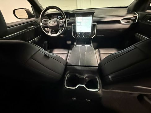 Used 2026 GMC Acadia Elevation w/ Elevation Premium Package AWD/4WD image 72