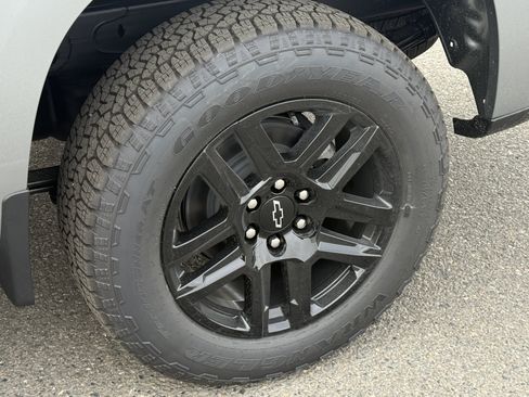 New 2026 Chevrolet Silverado 1500 Custom w/ Turbomax Blackout Package AWD/4WD image 29