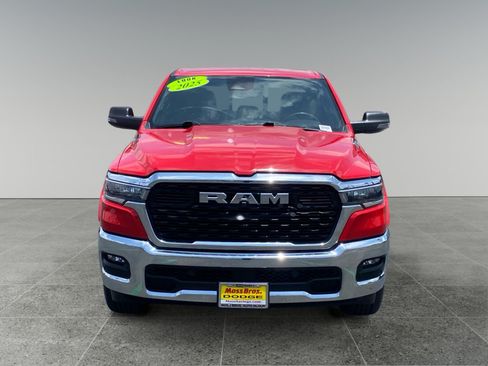 Used 2025 RAM 1500 Big Horn AWD/4WD image 8