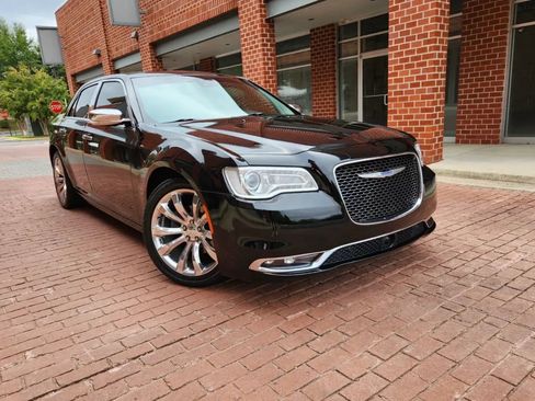 Used 2017 Chrysler 300 C w/ Safetytec Plus Group image 1