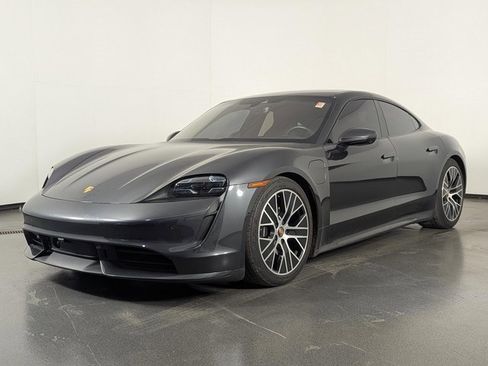Used 2020 Porsche Taycan Turbo image 4