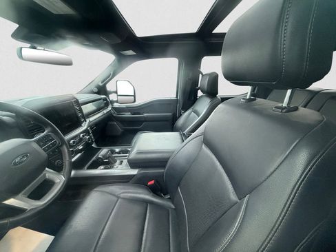 Certified 2025 Ford F150 Lariat image 7